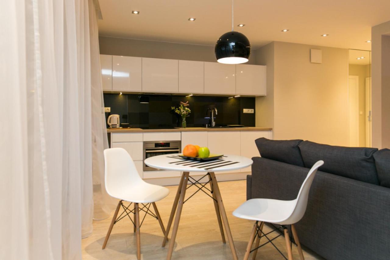 Wronia Apartments วอร์ซอ ภายนอก รูปภาพ